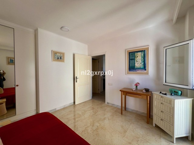 Commercial avec 15 Chambres  à Las Lagunas