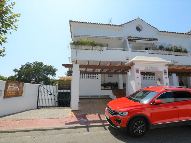 Kommersiell i San Pedro de Alcántara