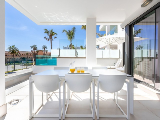 Apartamento con 2 Dormitorios  en Mijas