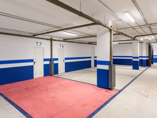 Apartamento con 2 Dormitorios  en Mijas