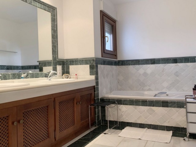 2 Bedrooms Apartment in The Golden Mile