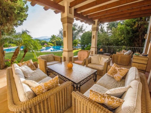 Villa con 8 Dormitorios  en La Zagaleta