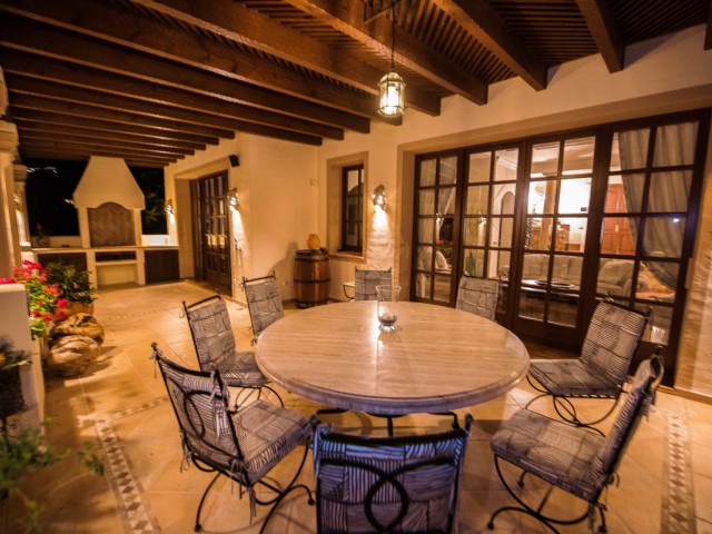 Villa con 8 Dormitorios  en La Zagaleta