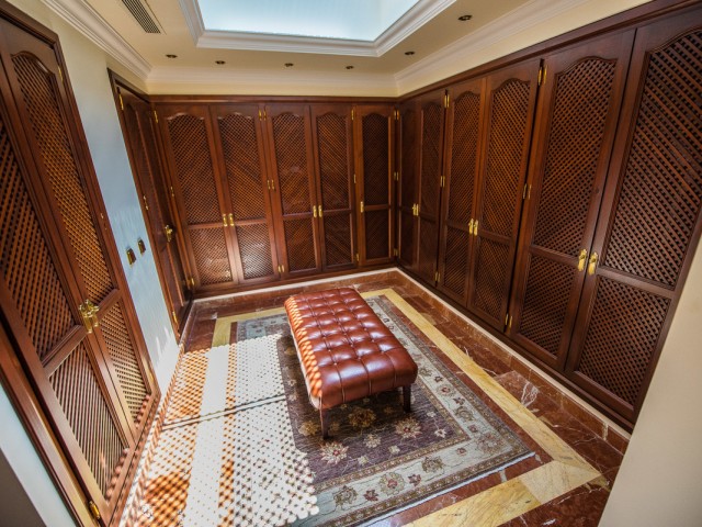 Villa con 8 Dormitorios  en La Zagaleta