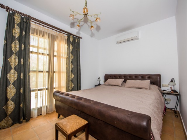 Villa con 8 Dormitorios  en La Zagaleta