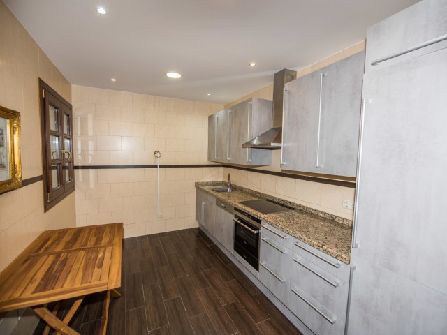 Villa con 8 Dormitorios  en La Zagaleta