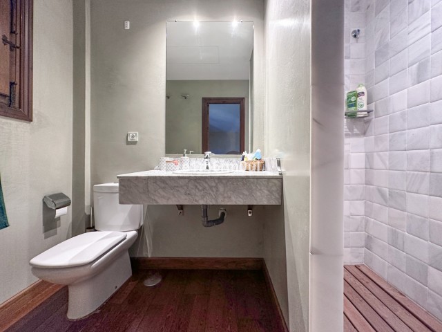 5 Soveroms Villa i Ojén