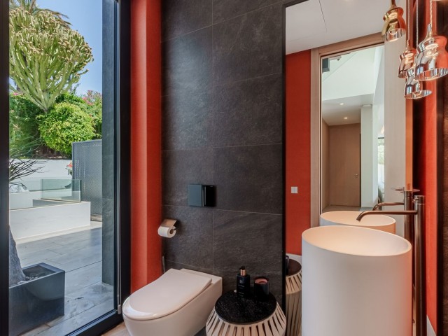 4 Makuuhuoneen Huvila Nueva Andalucía