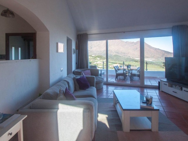 4 Bedrooms Villa in Casares
