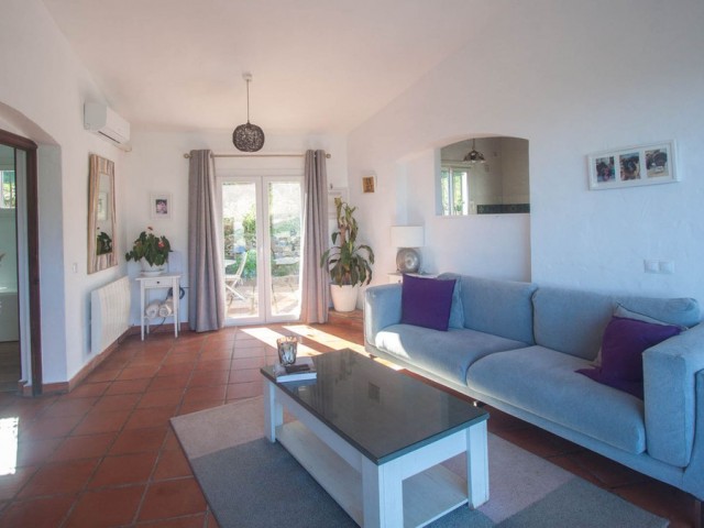 4 Bedrooms Villa in Casares