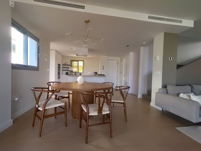 4 Slaapkamer Rijtjeshuis in Mijas