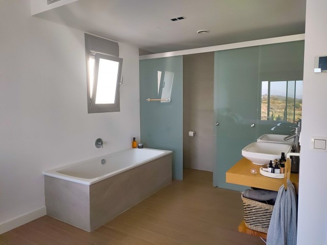 4 Soveroms Rekkehus i Mijas