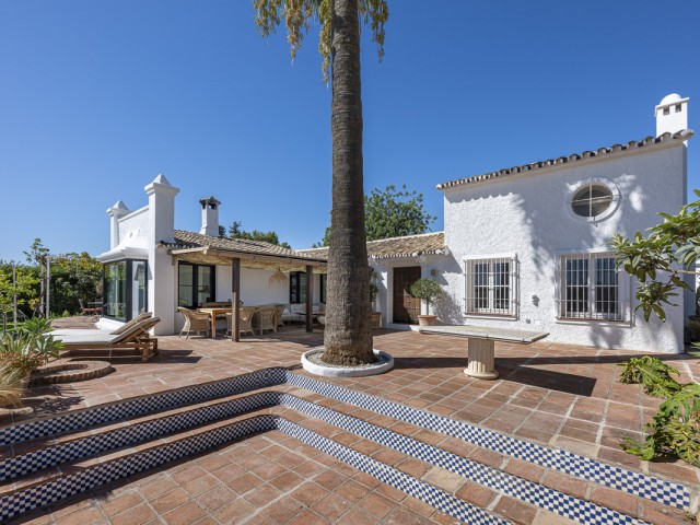 4 Bedrooms Villa in Guadalmina Alta