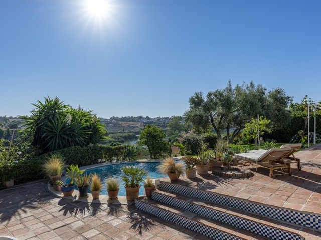 4 Bedrooms Villa in Guadalmina Alta