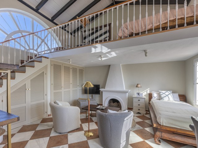 4 Bedrooms Villa in Guadalmina Alta