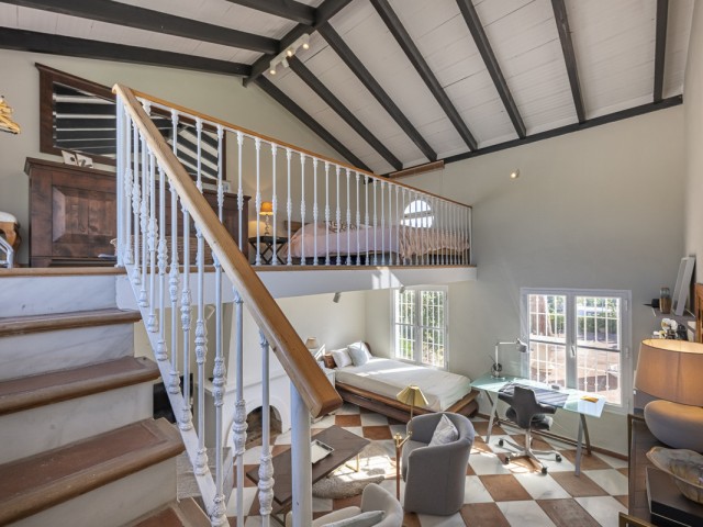 4 Bedrooms Villa in Guadalmina Alta