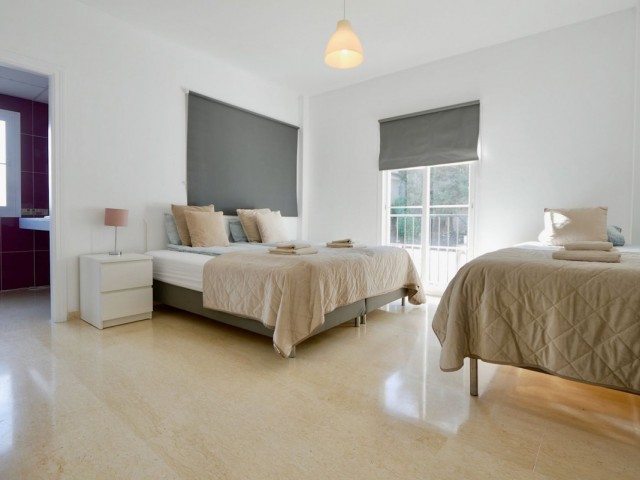 Villa avec 6 Chambres  à La Cala de Mijas