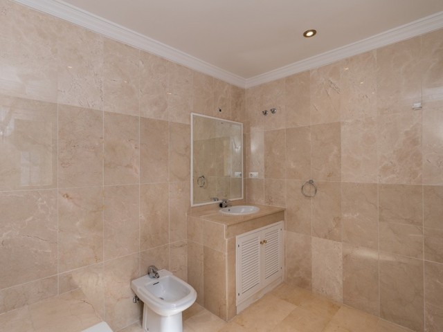 Appartement avec 2 Chambres  à Elviria