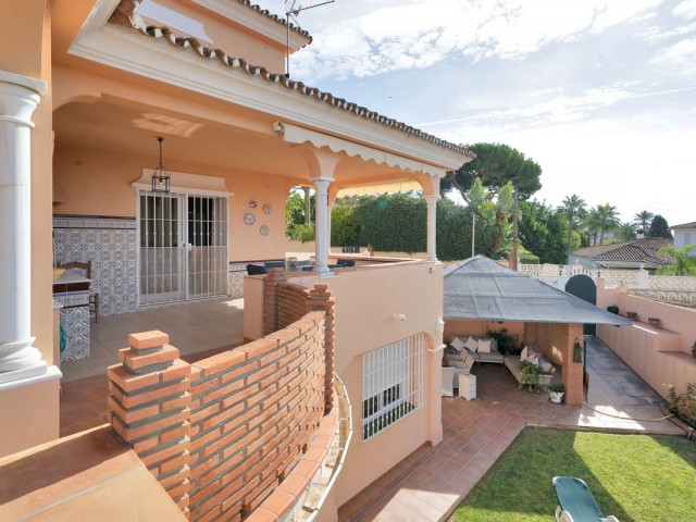 6 Bedrooms Villa in San Pedro de Alcántara