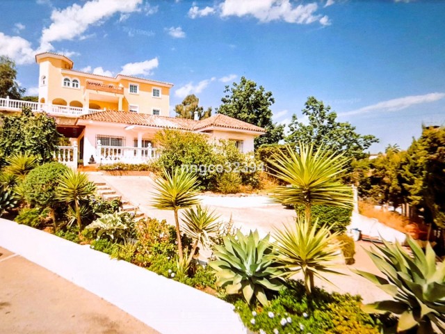 Villa con 2 Dormitorios  en Torrenueva
