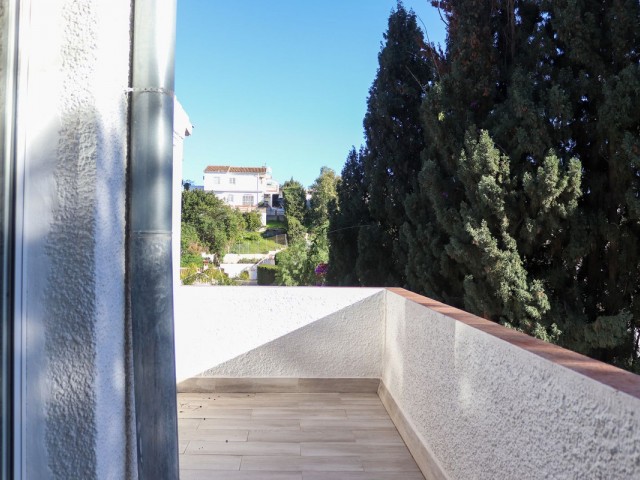 Villa con 4 Dormitorios  en Campo Mijas