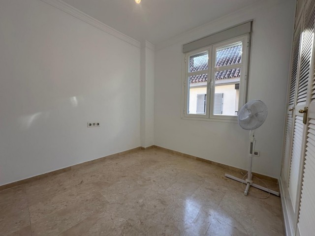 5 Bedrooms Townhouse in Marbella