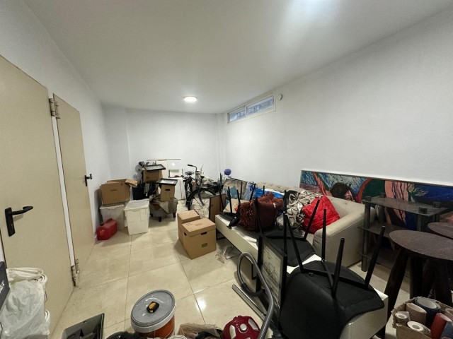 5 Bedrooms Townhouse in Marbella