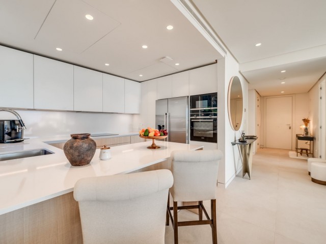 3 Bedrooms Apartment in Ojén