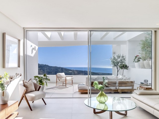 3 Bedrooms Apartment in Ojén