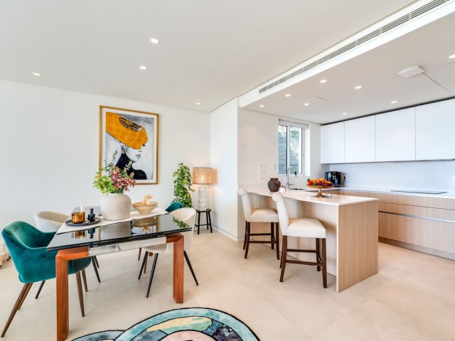 3 Bedrooms Apartment in Ojén