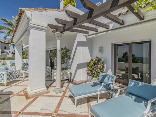 4 Bedrooms Apartment in Sierra Blanca