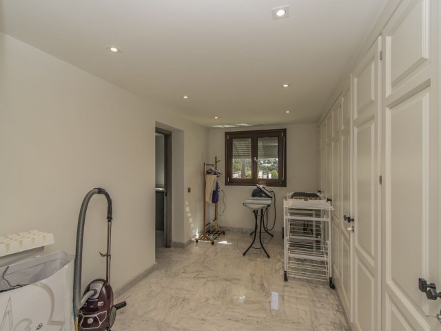 4 Bedrooms Apartment in Sierra Blanca