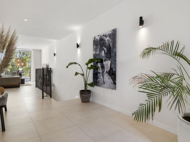 4 Bedrooms Townhouse in Marbella