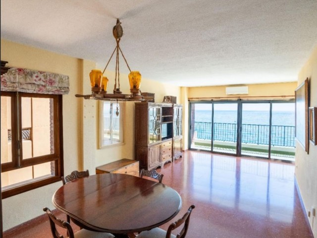 Apartamento con 4 Dormitorios  en Málaga Centro