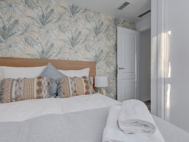 Penthouse avec 4 Chambres  à Bahía de Marbella