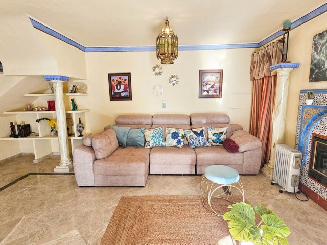 Maison mitoyenne avec 4 Chambres  à Casares Playa