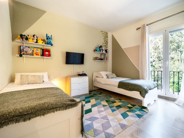 Apartamento con 3 Dormitorios  en La Quinta