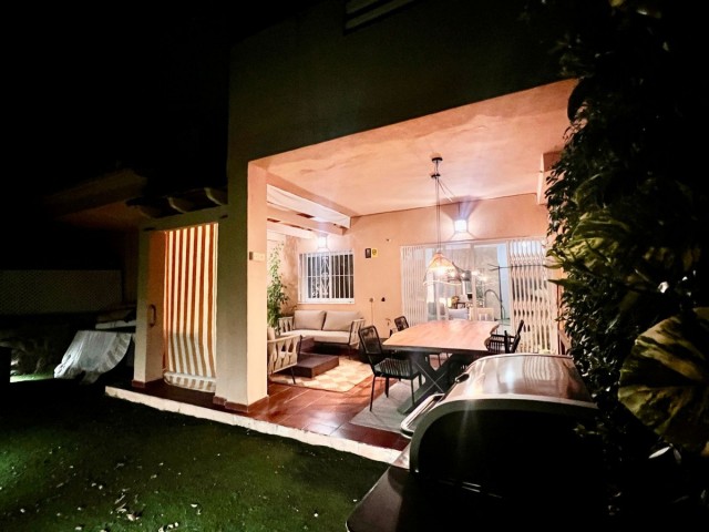 Apartamento con 3 Dormitorios  en Carib Playa