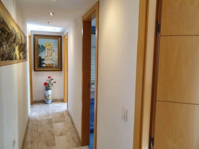 Apartamento, Marbella, R4110955
