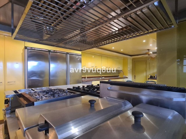 9 Bedrooms Villa in Cabopino