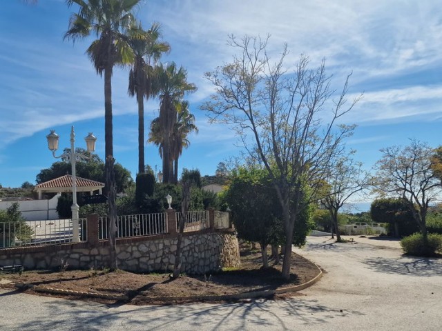  Plot in Benalmadena