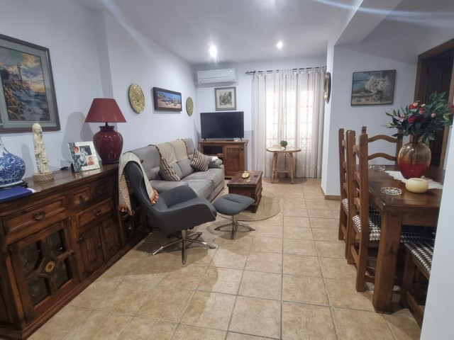 Villa con 3 Dormitorios  en San Luis de Sabinillas
