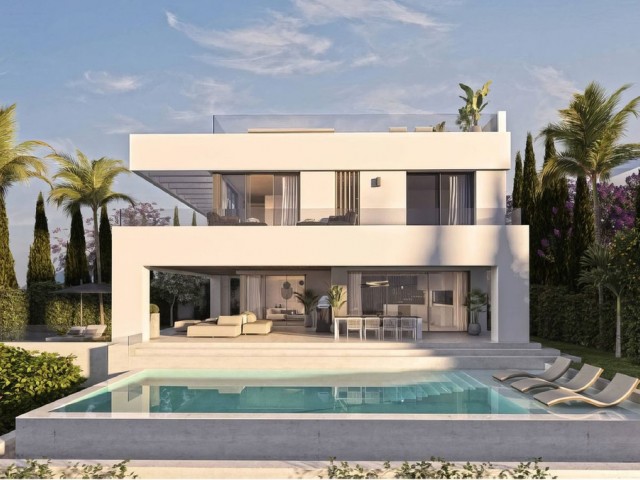 4 Bedrooms Villa in Sotogrande