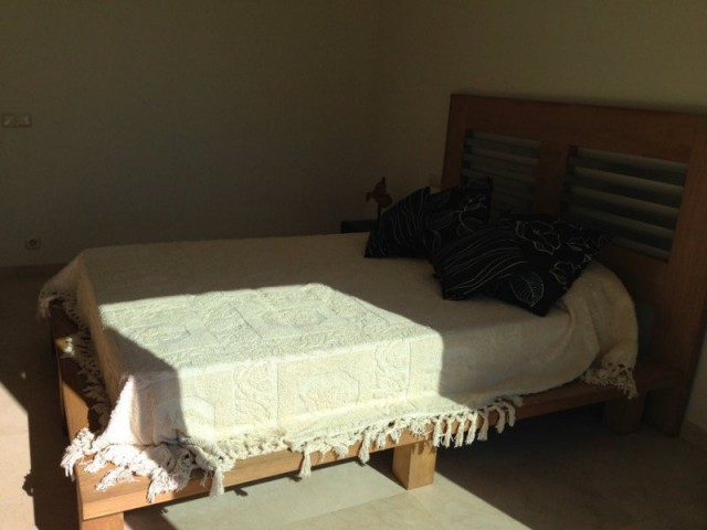 Maison mitoyenne avec 3 Chambres  à Estepona