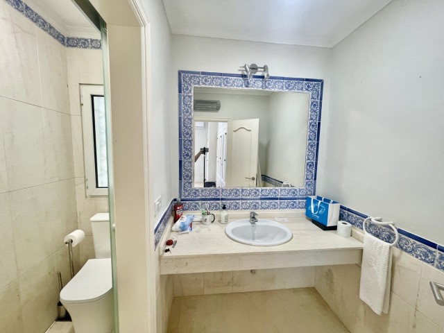 5 Soveroms Villa i Sotogrande