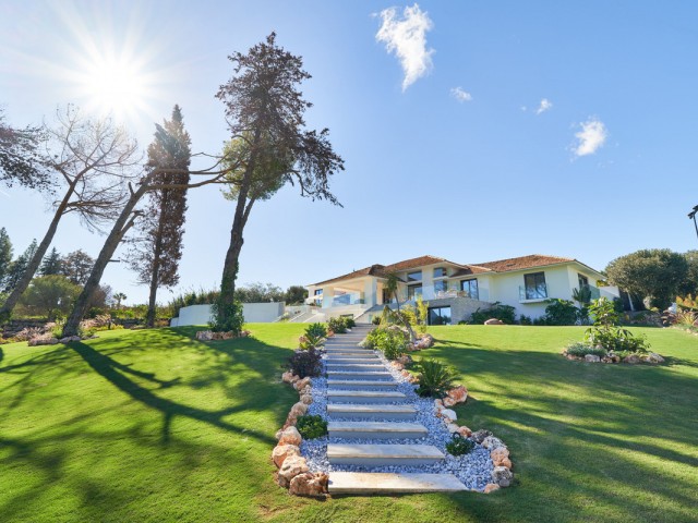 6 Bedrooms Villa in San Pedro de Alcántara