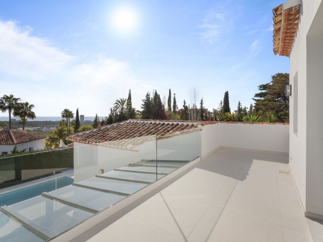 Villa avec 4 Chambres  à Elviria