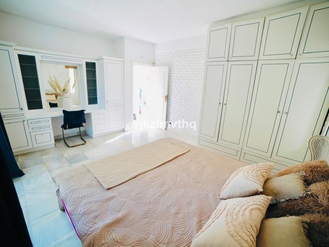 6 Bedrooms Villa in Benalmadena Pueblo