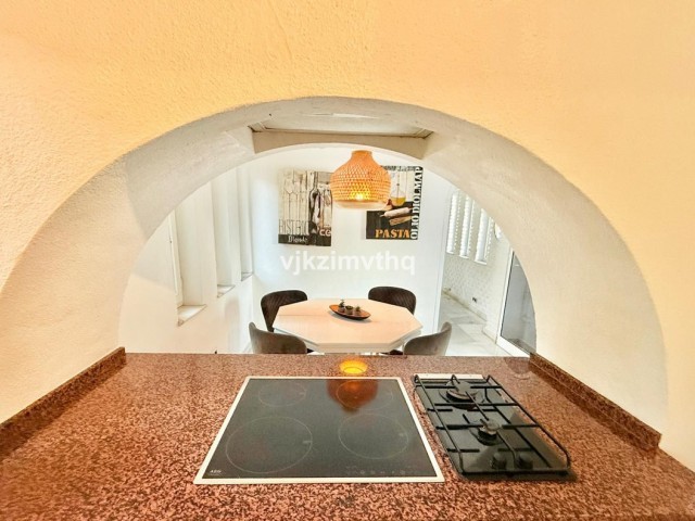 Villa avec 6 Chambres  à Benalmadena Pueblo