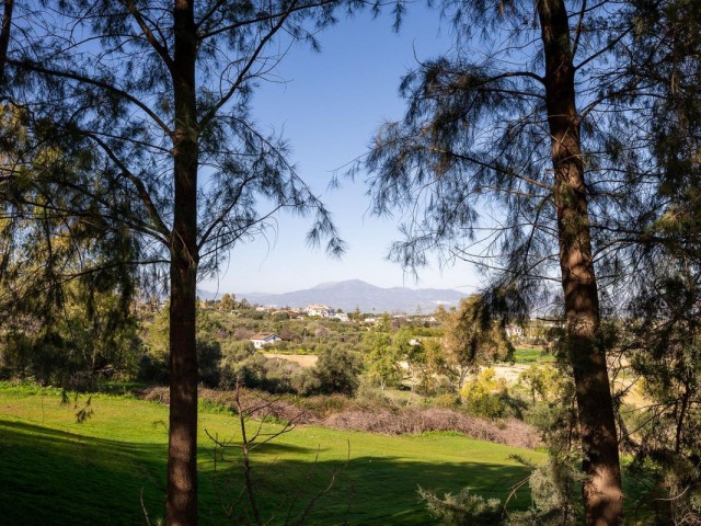 Maison mitoyenne avec 4 Chambres  à Alhaurín de la Torre